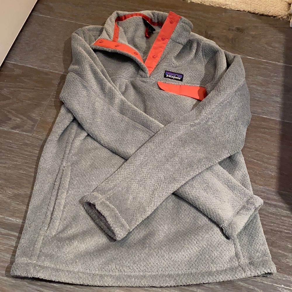 Women’s Patagonia snap pullover